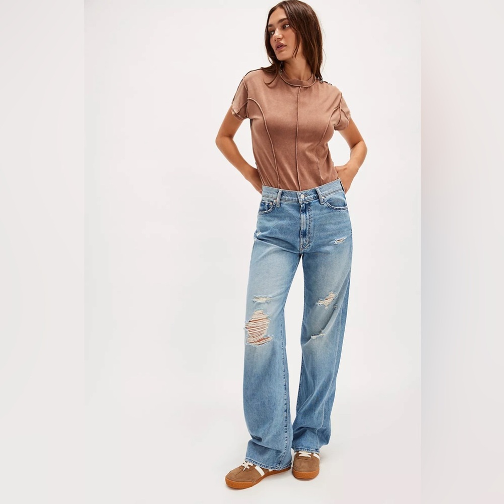 MOTHER The Dodger Sneak Jeans
Size 27 S Color:  Tomorrow Always Knows